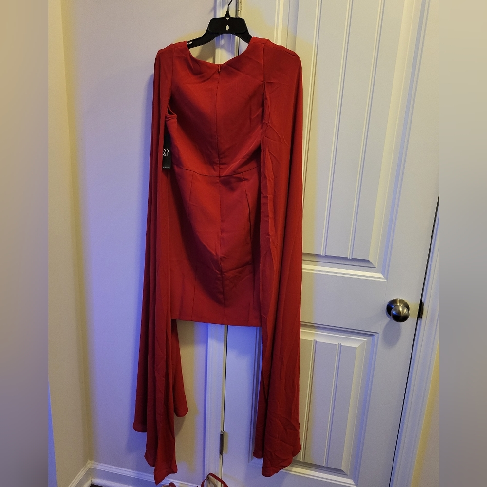 NY&Co red mini showstopper! - Picture 3 of 7